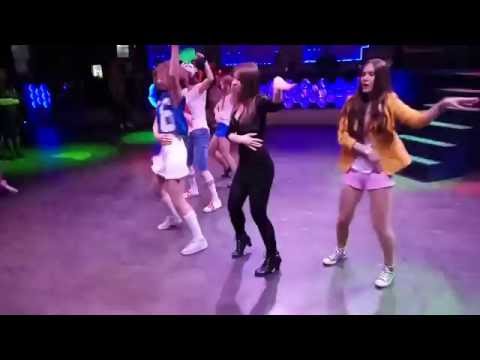 F(x)  - Rum Pum Pum Pum (cover by Flashlight)