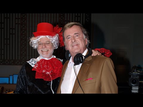 Sir Terry Wogan reads Janet & John story 11