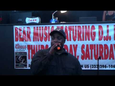 Karaokeville Roger sing Zoom @ Crenshaw Live 2 27 2014