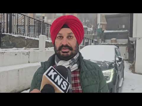 In #Gulmarg #snowfall   Watch what tourists had to say to #KNS about their ...
