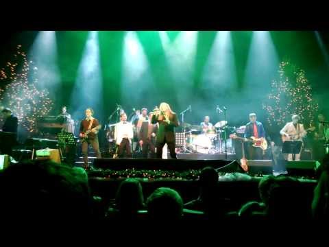 Baggalútur og Eiríkur Hauksson - Jól alla daga