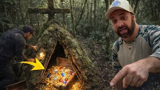 Padre escondeu todo o tesouro no templo secreto!