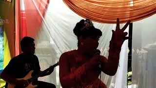 Download lagu Ambu niknok show ratu amelia sanca mustika surabi haneut live cijerah weeding samsul&nisa mp3 Download lagu Ambu niknok show ratu amelia sanca mustika surabi haneut live cijerah weeding samsul&nisa mp3