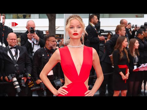 ELIE SAAB PARIS SS 23 I Backstage & Interviews - Fashion Channel