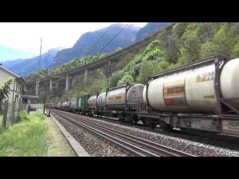 DOPPIA TRAZIONE DI SBB Re 4/4+Re 6/6 IN TRANSITO CON TEC A BIASCHINA.(CH) 24 - 4 - 2016