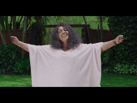 Christina Shusho - Muujiza ( Official Video) SMS SKIZA 7917049 to 811