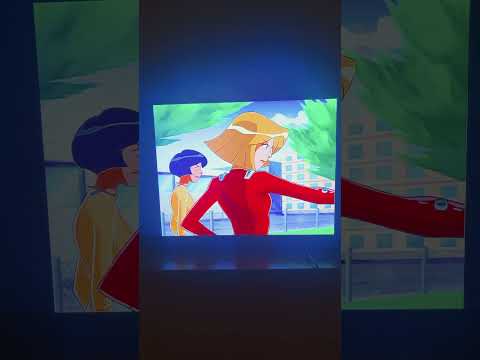 Totally Spies Clover Said Drop The Balls Right Now