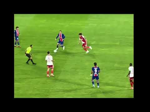Mika Godts vs Monaco