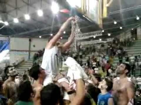 festeggiamenti finali, Cavalieri taglia la rete