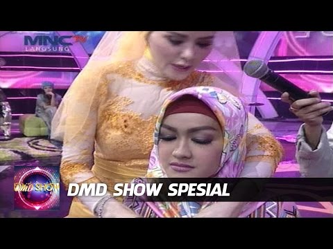 Julia Perez Dipakein Hijab - DMD Show Spesial (1/7)