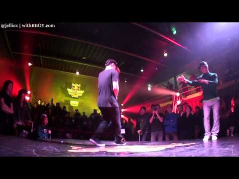 (left side) vs Street(w) | 7-Round of 16 | Red Bull BC One KOR 2011