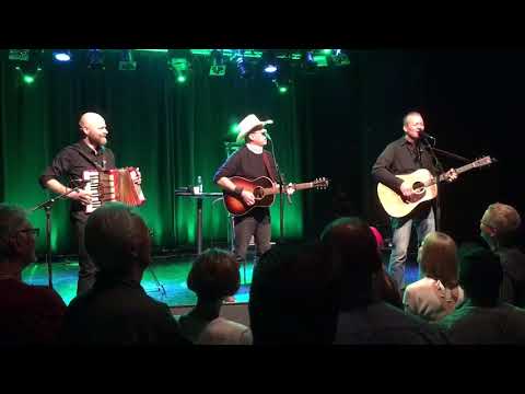 Tom Russell, Pancho & Dusty - St. Olav’s Gate