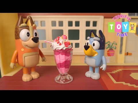 Bluey, Bingo and Muffin Make Sweet Treats for Family | Bluey Toys