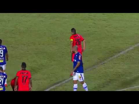 Vitória 1 x 2 Cruzeiro - Gols de Willians (2) e Diego Renan . Copa do Brasil 2016