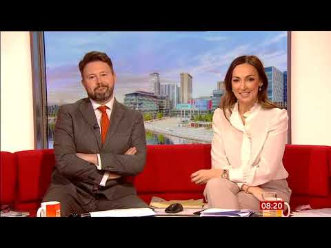 UKs most premature twins - one month at home