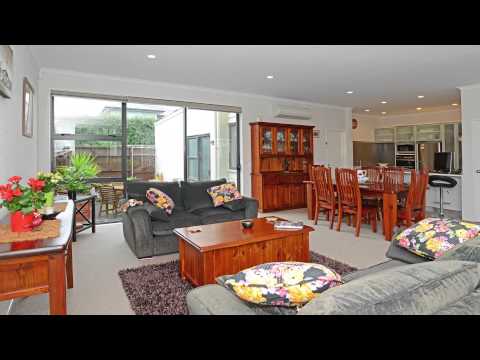 SOLD - 55 Bluegrey Ave, Stonefields - Kelly Midwood