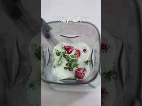 Dokonalý jahodový koktejl s přidanou mátou chutná božsky #quickrecipe #toprecepty