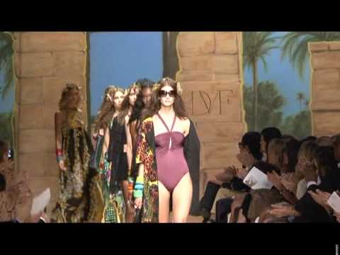 New York : Diane Von Furstenberg's collection for Spring/Summer 2010