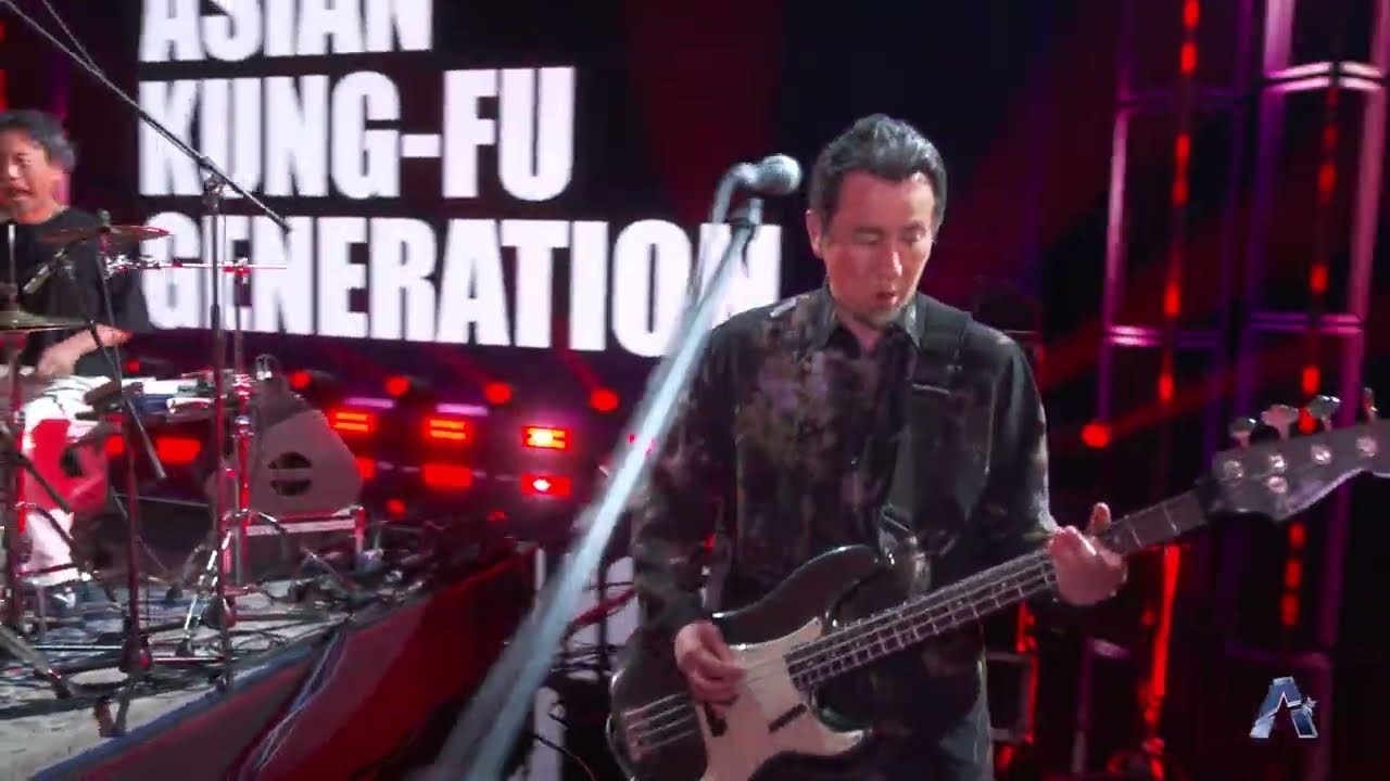 ASIAN KUNG-FU GENERATION interprète « Haruka Kanata » aux Crunchyroll Anime Awards 2026