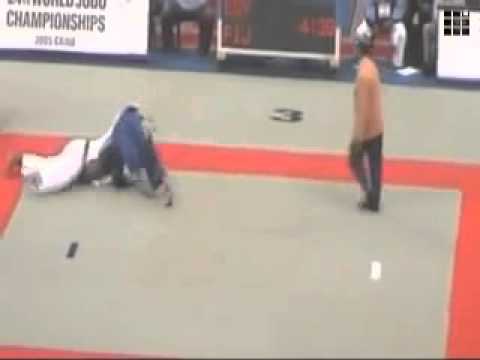 JUDO 2005 World Championships: Ali Zeinolabedin (EGY) - Nacanieli Takayawa (FIJ)