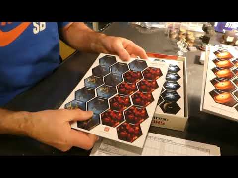 In the Den unboxing for replicators