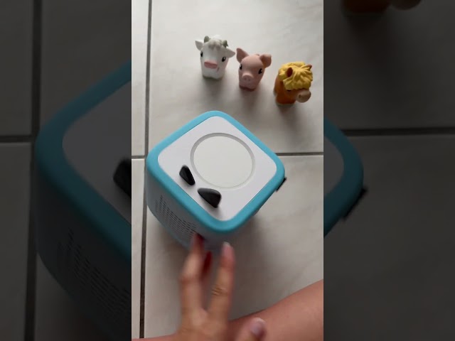 Video Teaser für Toniebox 2 Himmelblau Starter Set Test von Angela: Mein erster Tonies Bauernhof geprüft