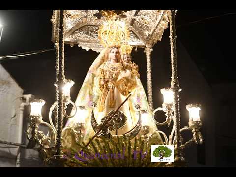 Procesión de despedida de la Virgen de Luna Coronada en Villanueva de Córdoba