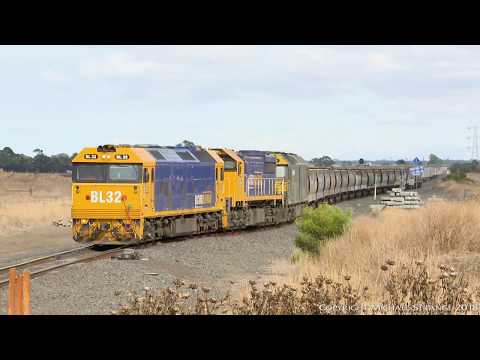 Mildura Broad Gauge Container Train & Bonus Grain Hoppers (16/3/2018) - PoathTV Australian Railways