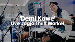 Download lagu Pendhoza - Demi Kowe | Live at Jogja Thrift Market mp3