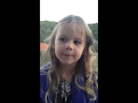 "O neposedném Světýlku, Zdi a Elišce" - knížka pro děti