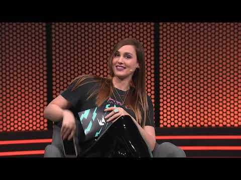 Sjokz wearing LATEX pants