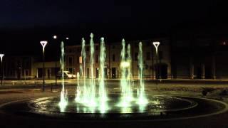 preview picture of video 'Fontana  Dinamica-danzante www.stgfontane.com'