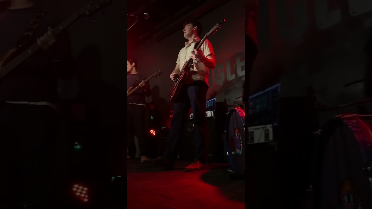 Music Farm video clip