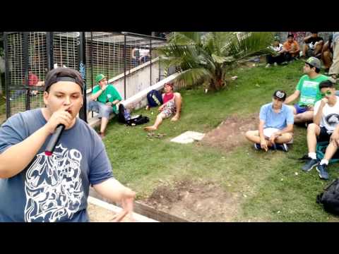 Bj Vs keko batallando en la caverna