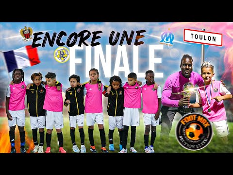 ENCORE EN FINALE ! ⚽️🌟 [VLOG TOULON TOURNOI U10]