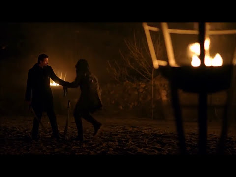 Oliver Queen training with league of assassins