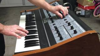 Video thumbnail for Demo of a 1982 Crumar Stratus. Cool synth! by Steven Bach