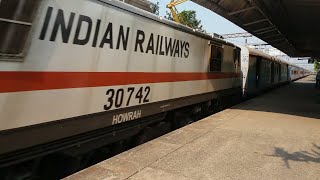 preview picture of video 'Viswabharati Fast Passenger With LHB Rake at Flat MPS..'