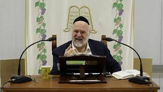 פרשת יתרו תשפ＂ו   הרב ברוך רוזנבלום בשיעור מרתק על דמותו של יתרו, ומעמד קבלת התורה   מבקשי ה' אלעד (רבנים שונים) - התמונה מוצגת ישירות מתוך אתר האינטרנט יוטיוב. זכויות היוצרים בתמונה שייכות ליוצרה. קישור קרדיט למקור התוכן נמצא בתוך דף הסרטון