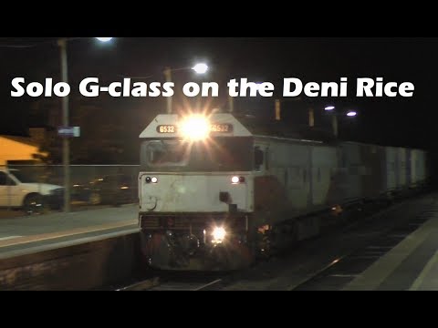 Solo G-class loco on Deni Rice thunders through Kangaroo Flat - 30th Aug 2019