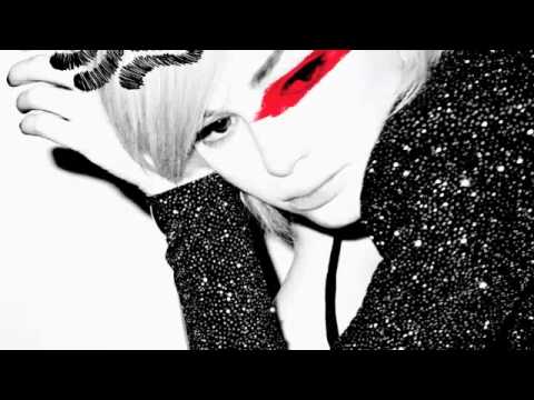 Uffie - Illusion of Love - Sex Dreams and Denim Jeans