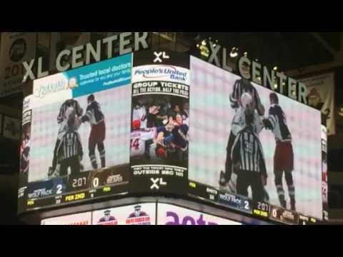 Chris Brown vs Hubert Labrie