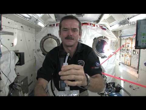 download lagu mp3 mp4 Astronaute Apesanteur, download lagu Astronaute Apesanteur gratis, unduh video klip Astronaute Apesanteur