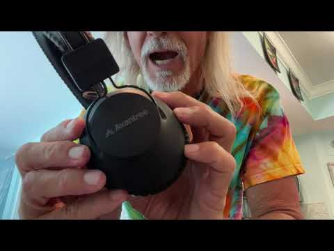 How to charge the Avantree Headphones