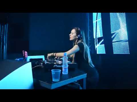 Deborah De Luca Italian DJ BOOTH 2015