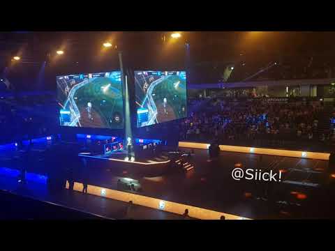 JSTN 0 SECOND GOAL CROWDS REACTION!