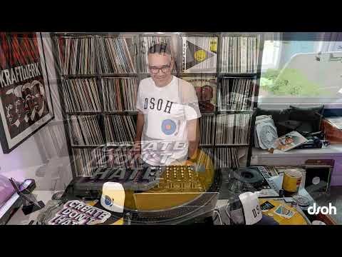 DSOH 834 - Deep House DJ Mix by Lars Behrenroth - live from Deeper Shades HQ in California