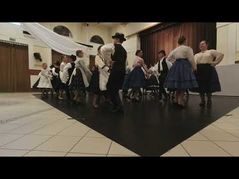 Majorosné Szabó Veronika-Majoros Róbert: Cickom-cickom- Táncok a  Mezőföldről