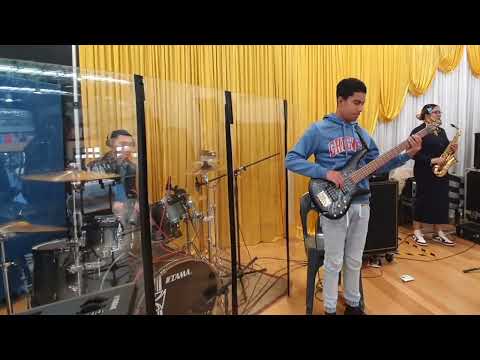 Everlasting Praise - A Sousou Le Vasa (Live)