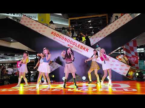 Sugar Candy : Y.O.U @ Good Noodle World - Union Mall【4K 60FPS】
